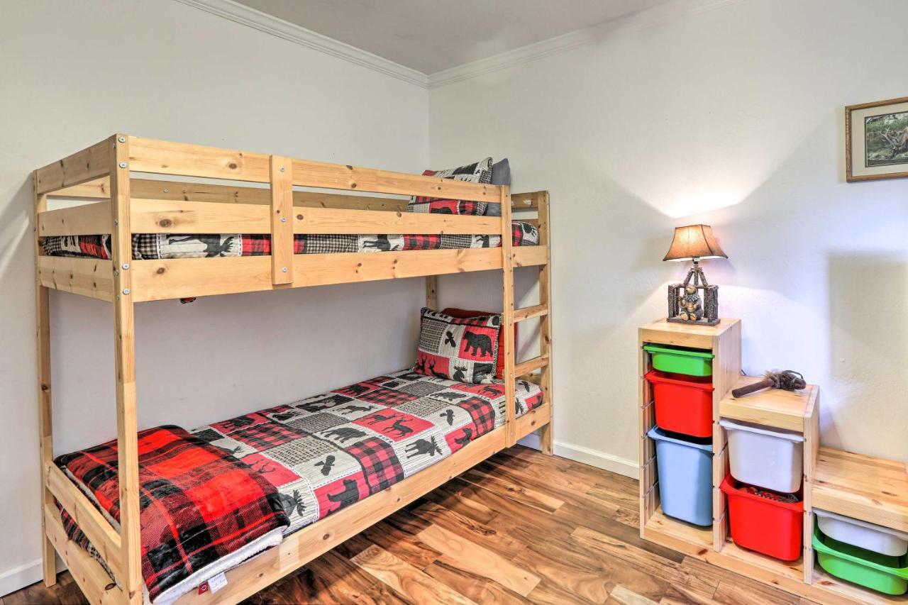 Pet-Friendly Munds Park Cabin With Hot Tub And Patio Extérieur photo