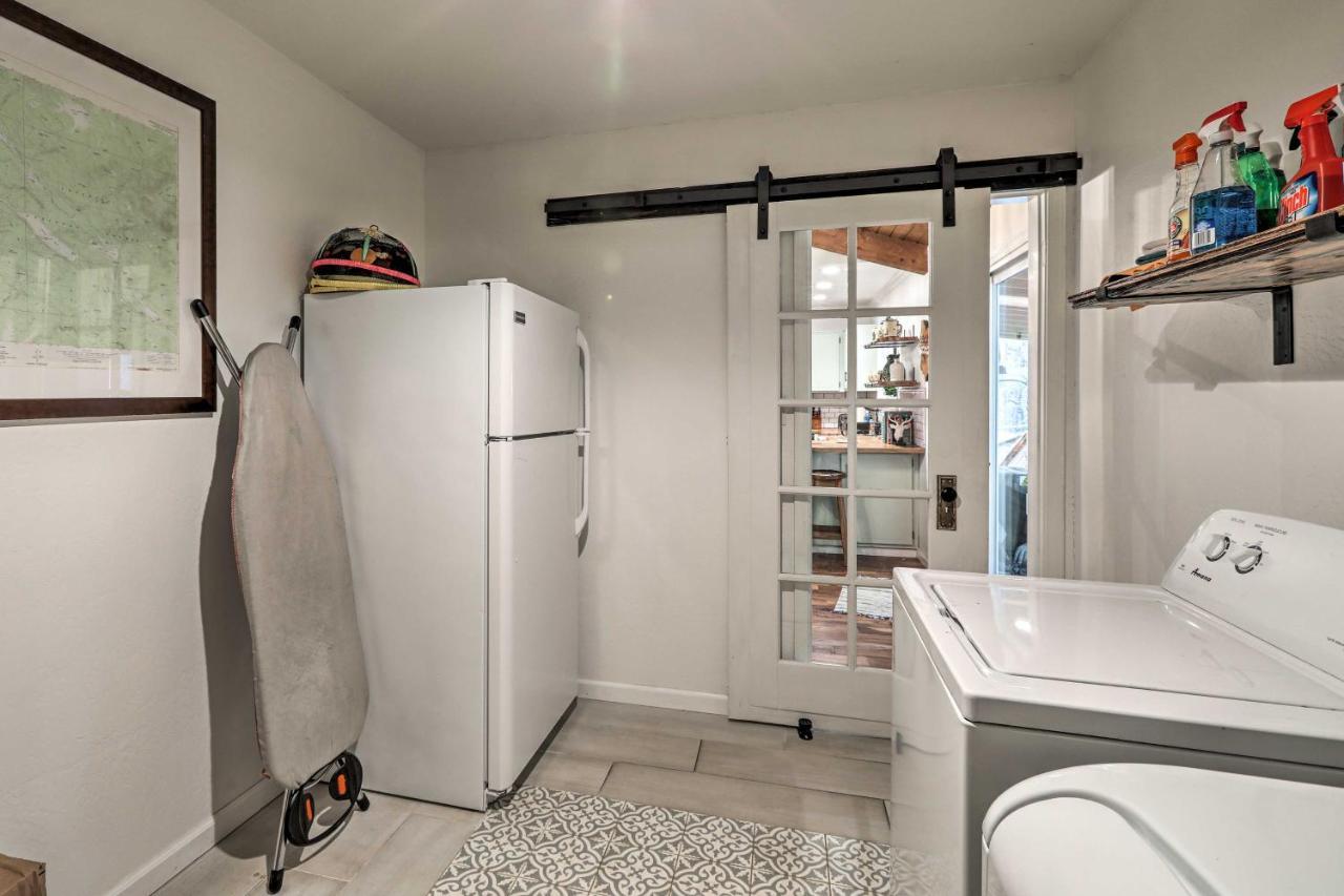 Pet-Friendly Munds Park Cabin With Hot Tub And Patio Extérieur photo