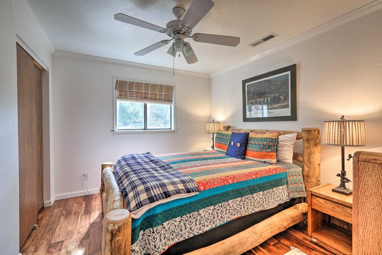 Pet-Friendly Munds Park Cabin With Hot Tub And Patio Extérieur photo